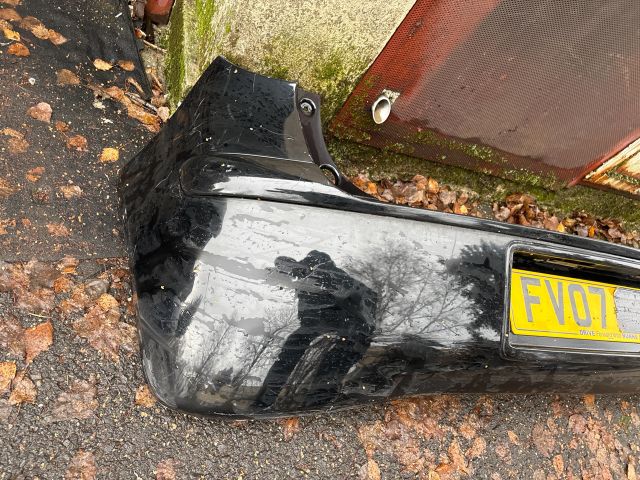 bontott MITSUBISHI COLT Hátsó Lökhárító (Részeivel)