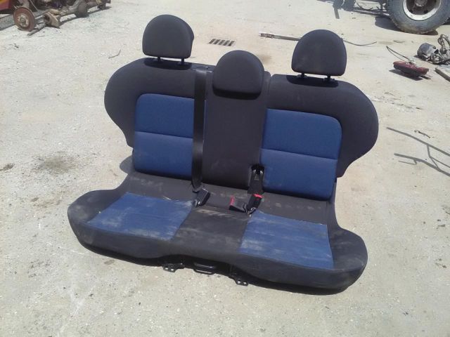 bontott MITSUBISHI COLT Hátsó Ülés Szett