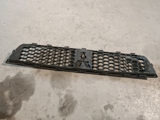 bontott MITSUBISHI COLT Hűtőrács