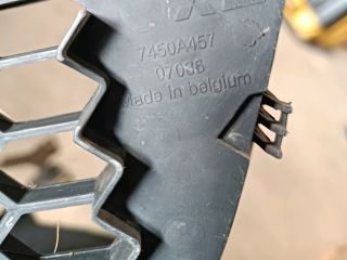 bontott MITSUBISHI COLT Hűtőrács