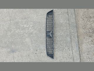 bontott MITSUBISHI COLT Hűtőrács