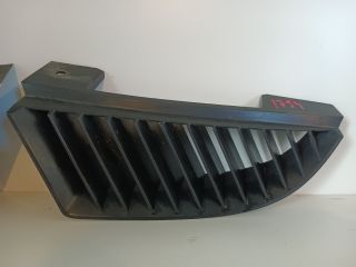 bontott MITSUBISHI COLT Hűtőrács