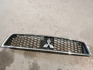 bontott MITSUBISHI COLT Hűtőrács