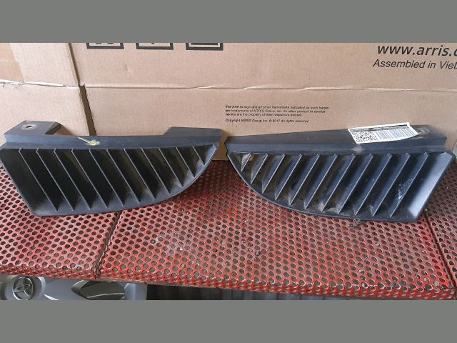 bontott MITSUBISHI COLT Hűtőrács