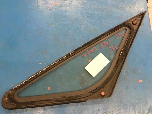 bontott MITSUBISHI COLT Jobb A Oszlop Oldalablak Üveg