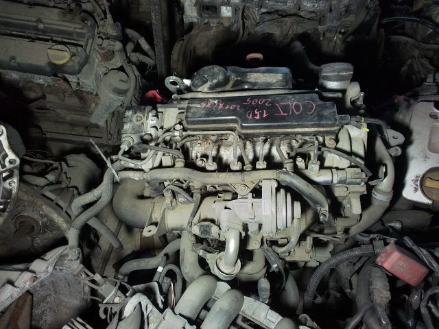 bontott MITSUBISHI COLT Jobb B Oszlop Burkolat