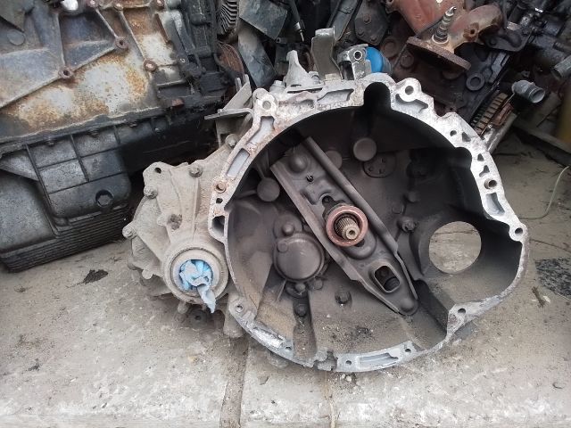 bontott MITSUBISHI COLT Jobb B Oszlop Burkolat