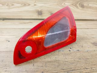 bontott MITSUBISHI COLT Jobb Belső Hátsó Lámpa