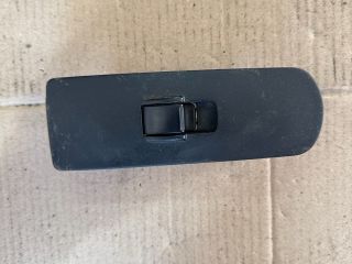 bontott MITSUBISHI COLT Jobb első Ablakemelő Kapcsoló