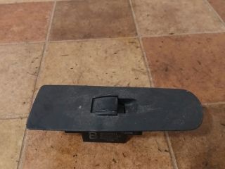 bontott MITSUBISHI COLT Jobb első Ablakemelő Kapcsoló