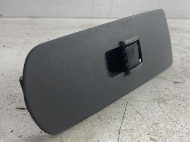 bontott MITSUBISHI COLT Jobb első Ablakemelő Kapcsoló