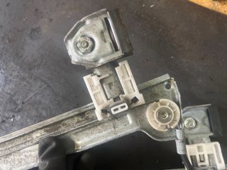 bontott MITSUBISHI COLT Jobb első Ablakemelő Szerkezet (Elektromos)