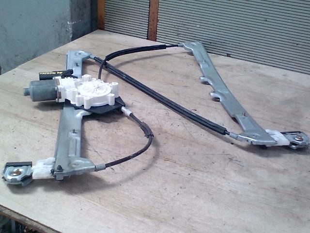 bontott MITSUBISHI COLT Jobb első Ablakemelő Szerkezet (Elektromos)