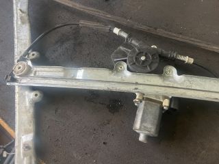 bontott MITSUBISHI COLT Jobb első Ablakemelő Szerkezet (Elektromos)