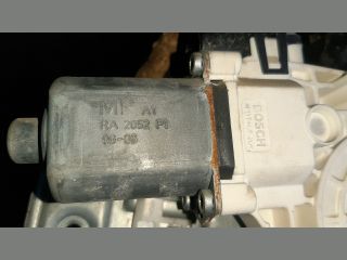 bontott MITSUBISHI COLT Jobb első Ablakemelő Szerkezet (Elektromos)