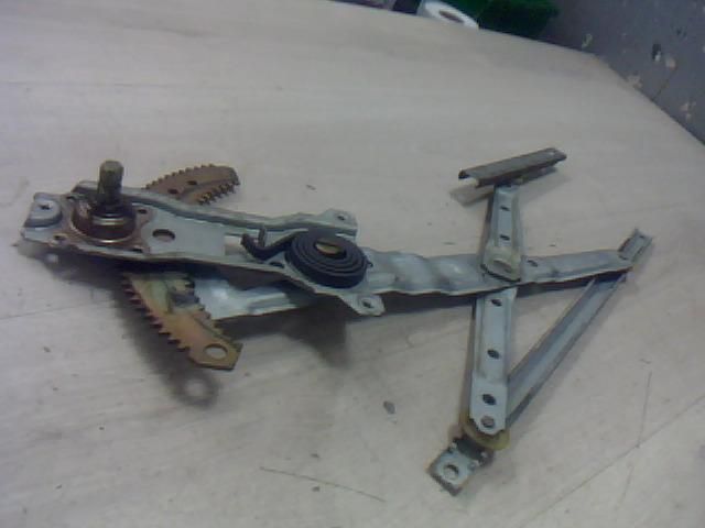 bontott MITSUBISHI COLT Jobb első Ablakemelő Szerkezet (Mechanikus)