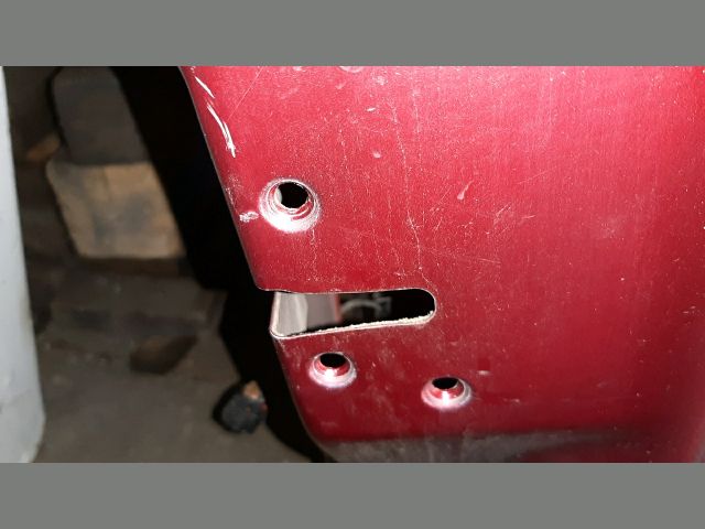 bontott MITSUBISHI COLT Jobb első Ajtó (Üres lemez)