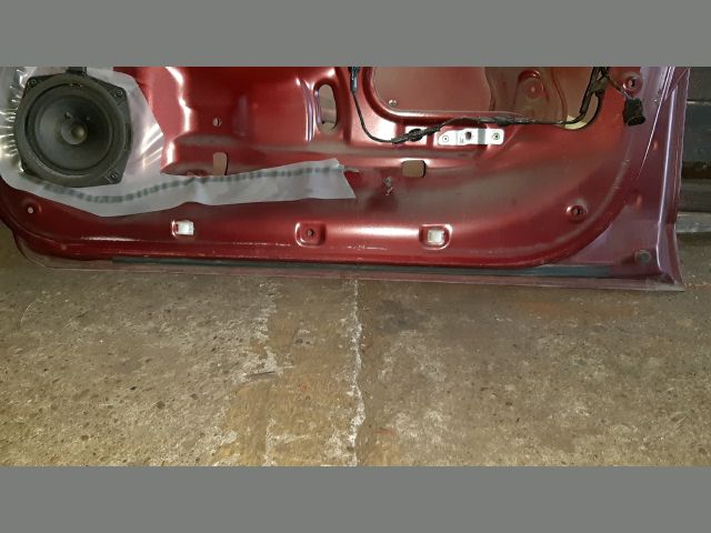 bontott MITSUBISHI COLT Jobb első Ajtó (Üres lemez)