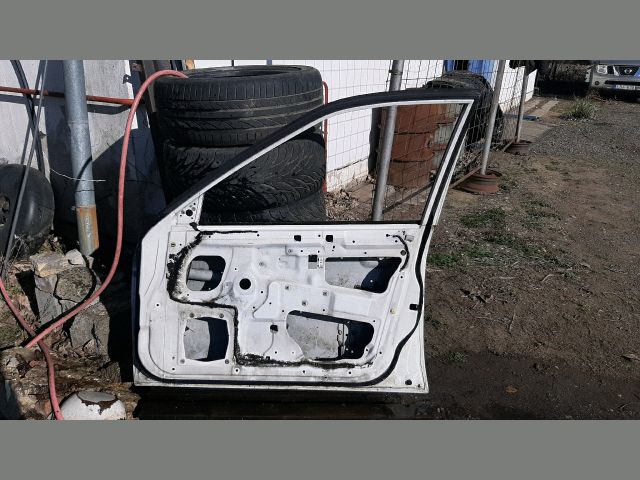 bontott MITSUBISHI COLT Jobb első Ajtó (Üres lemez)