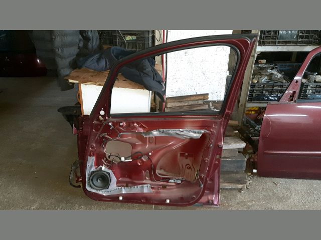 bontott MITSUBISHI COLT Jobb első Ajtó (Üres lemez)