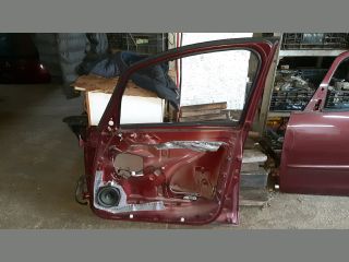 bontott MITSUBISHI COLT Jobb első Ajtó (Üres lemez)