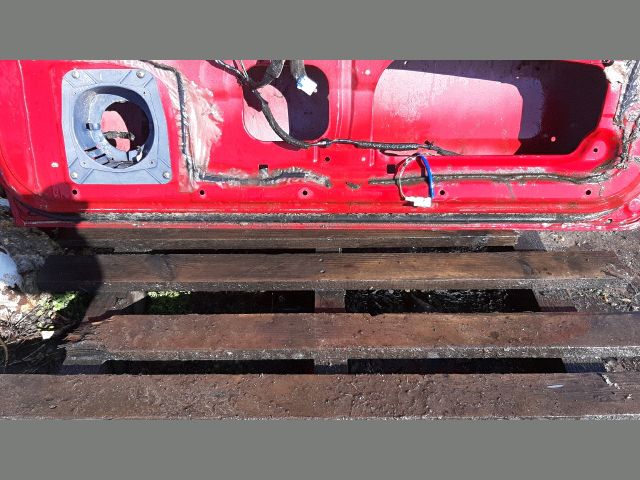 bontott MITSUBISHI COLT Jobb első Ajtó (Üres lemez)