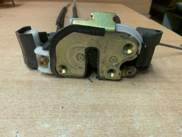 bontott MITSUBISHI COLT Jobb első Ajtózár