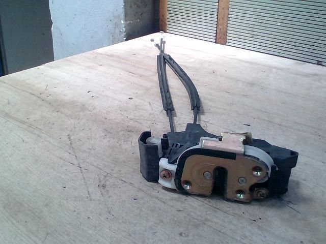 bontott MITSUBISHI COLT Jobb első Ajtózár