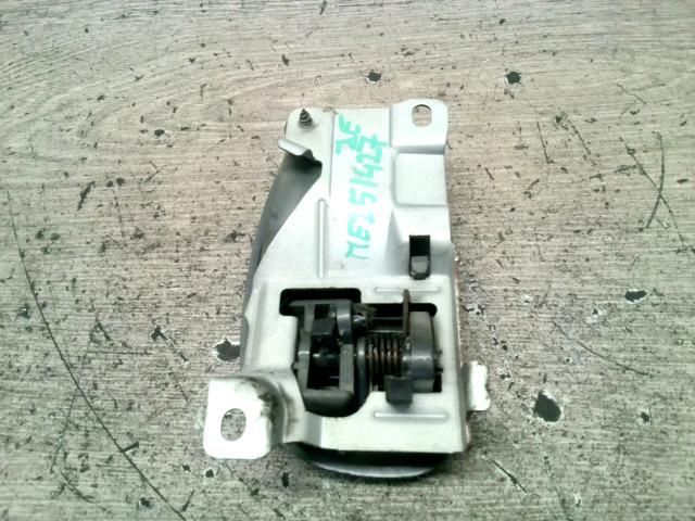 bontott MITSUBISHI COLT Jobb első Belső Kilincs