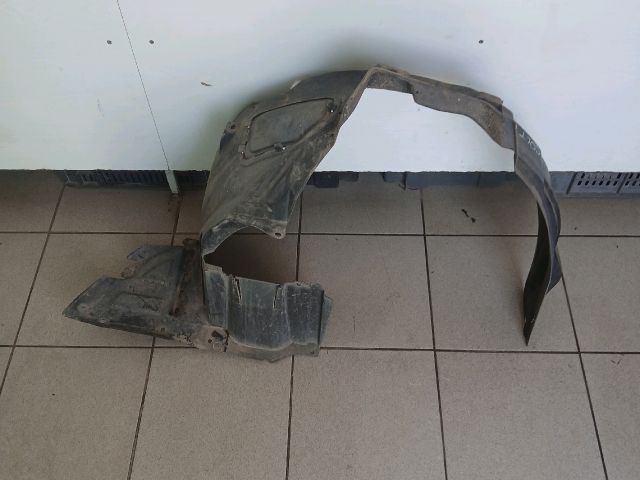 bontott MITSUBISHI COLT Jobb első Dobbetét (Kerékjárati, Műanyag)