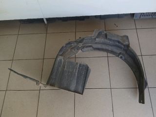 bontott MITSUBISHI COLT Jobb első Dobbetét (Kerékjárati, Műanyag)