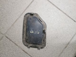 bontott MITSUBISHI COLT Jobb első Első Dobbetét (Kerékjárati, Műanyag)