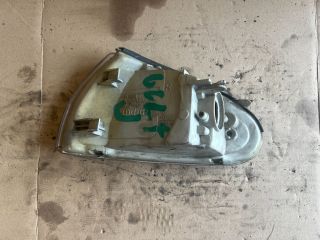 bontott MITSUBISHI COLT Jobb első Irányjelző