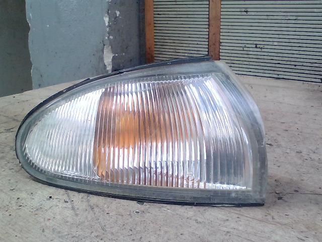 bontott MITSUBISHI COLT Jobb első Irányjelző