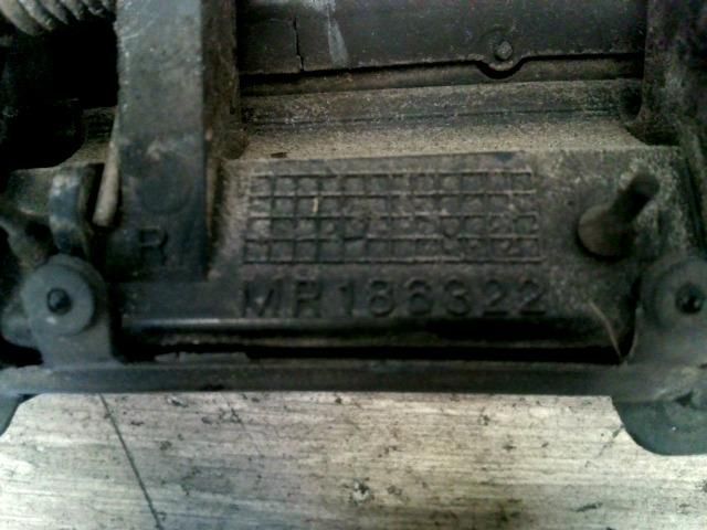 bontott MITSUBISHI COLT Jobb első Külső Kilincs