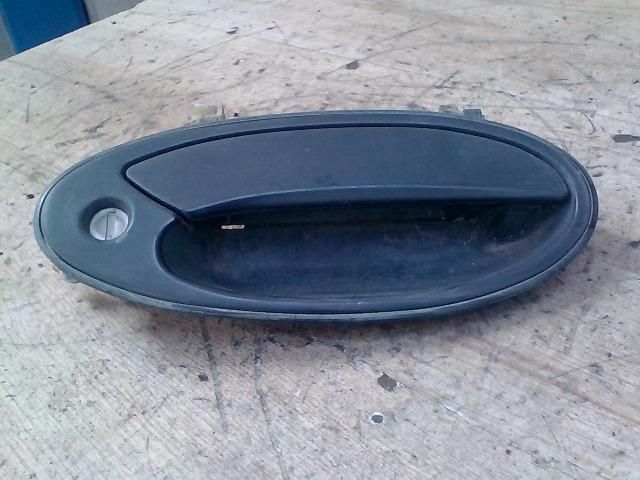 bontott MITSUBISHI COLT Jobb első Külső Kilincs