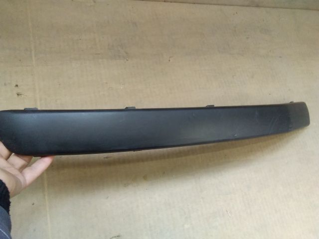 bontott MITSUBISHI COLT Jobb első Lökhárító Díszléc