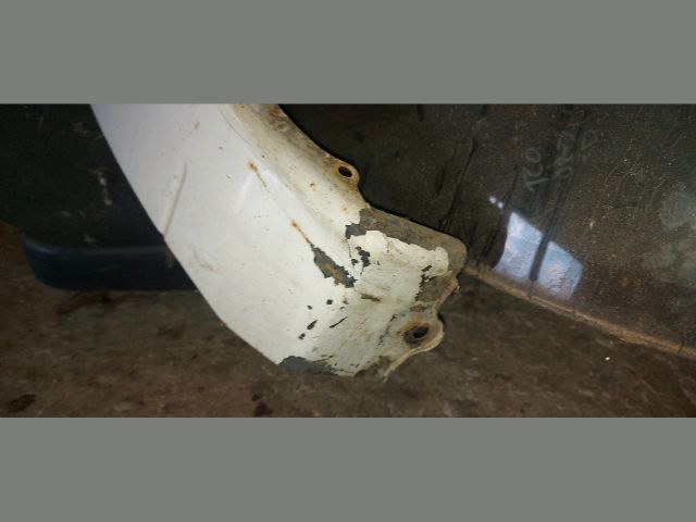 bontott MITSUBISHI COLT Jobb első Sárvédő