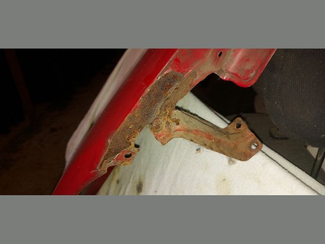 bontott MITSUBISHI COLT Jobb első Sárvédő