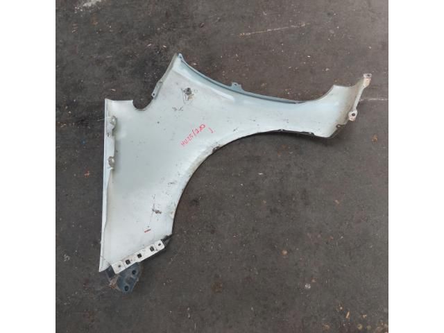 bontott MITSUBISHI COLT Jobb első Sárvédő