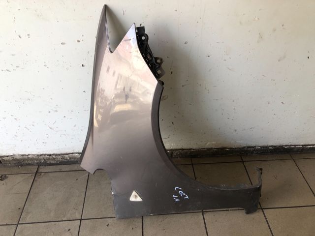 bontott MITSUBISHI COLT Jobb első Sárvédő