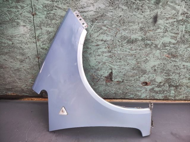 bontott MITSUBISHI COLT Jobb első Sárvédő