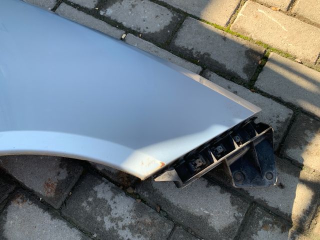 bontott MITSUBISHI COLT Jobb első Sárvédő