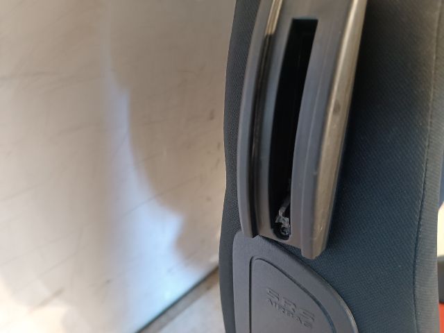 bontott MITSUBISHI COLT Jobb első Ülés