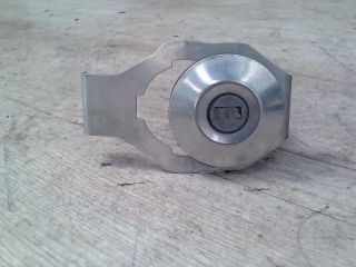 bontott MITSUBISHI COLT Jobb első Zárbetét