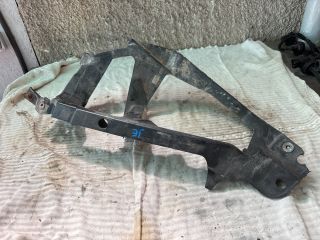 bontott MITSUBISHI COLT Jobb Felső Homlokfal