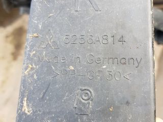 bontott MITSUBISHI COLT Jobb Fényszóró Lámpakeret