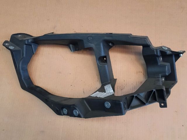 bontott MITSUBISHI COLT Jobb Fényszóró Lámpakeret