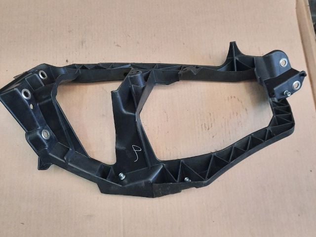 bontott MITSUBISHI COLT Jobb Fényszóró Lámpakeret