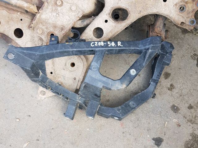 bontott MITSUBISHI COLT Jobb Fényszóró Lámpakeret